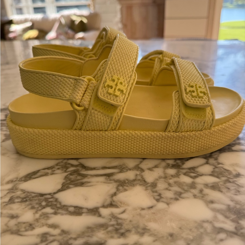 Tory Burch Kira Sandel